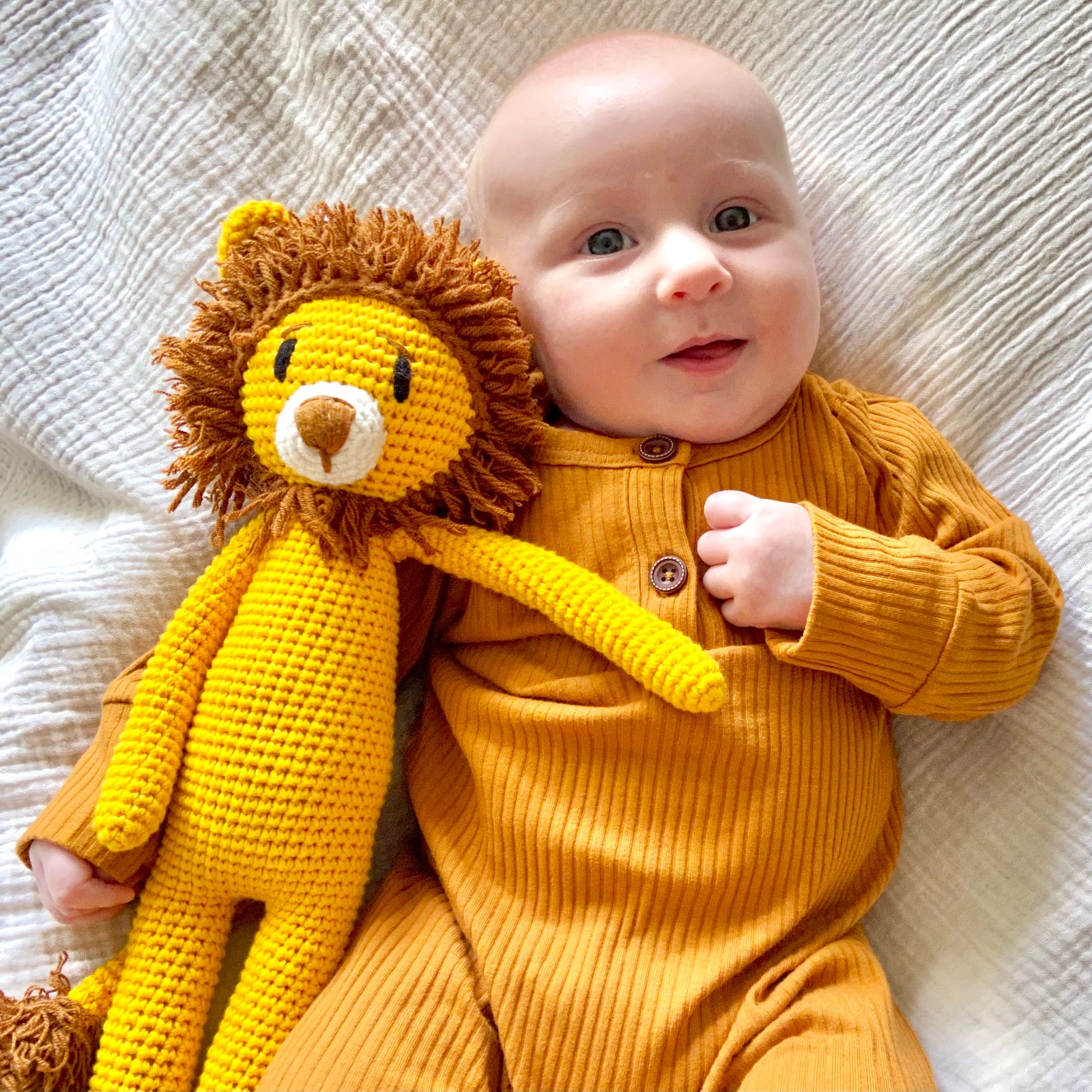 Merino Wool Baby Romper. Hand Knit buying Retro Baby Romper. Mustard Romper. Neutral Color Baby Romper.